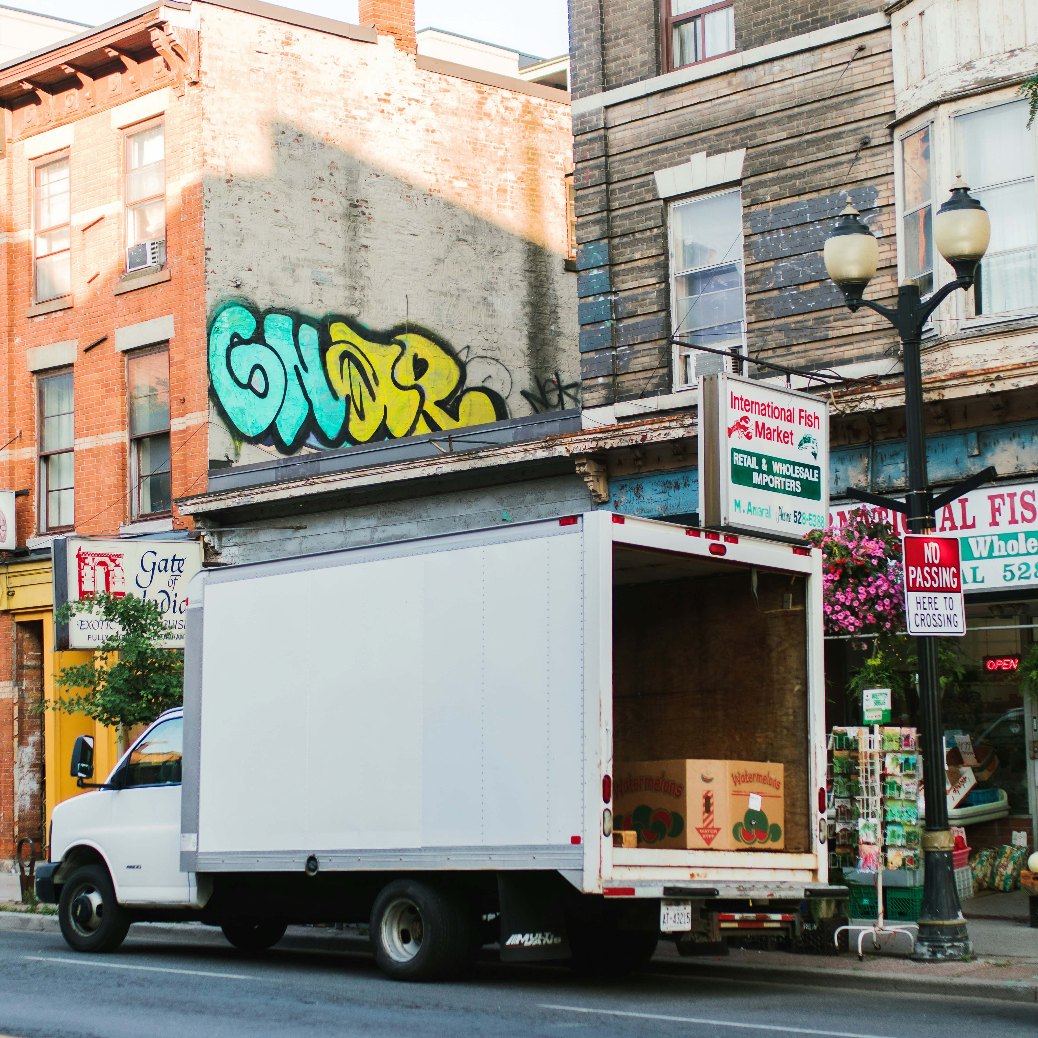 Picture of moving truck in downtown city